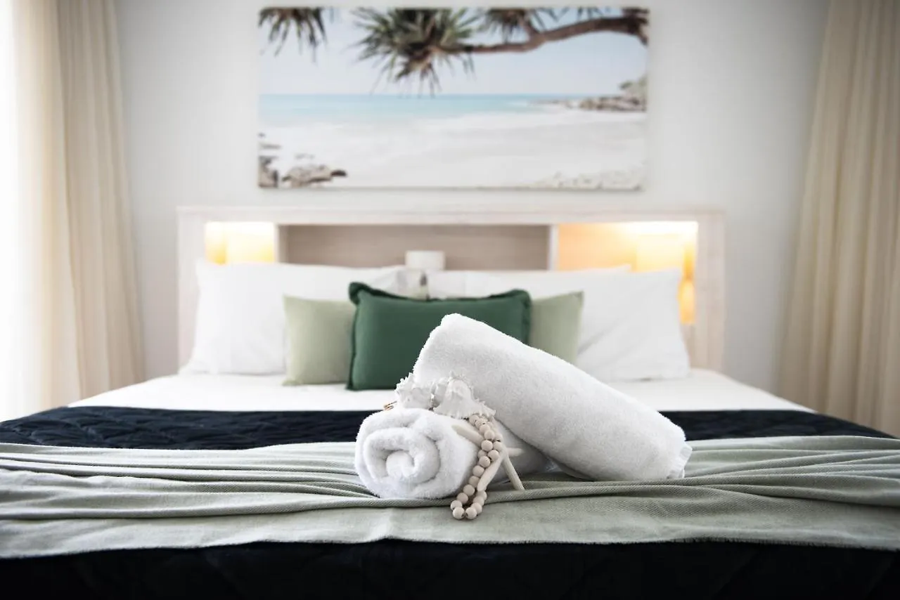 Pacific Blue Whitsunday - 2 Bedroom Airlie Beach Apartament